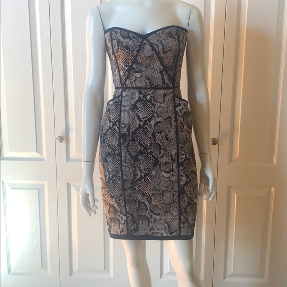 Mini dress
